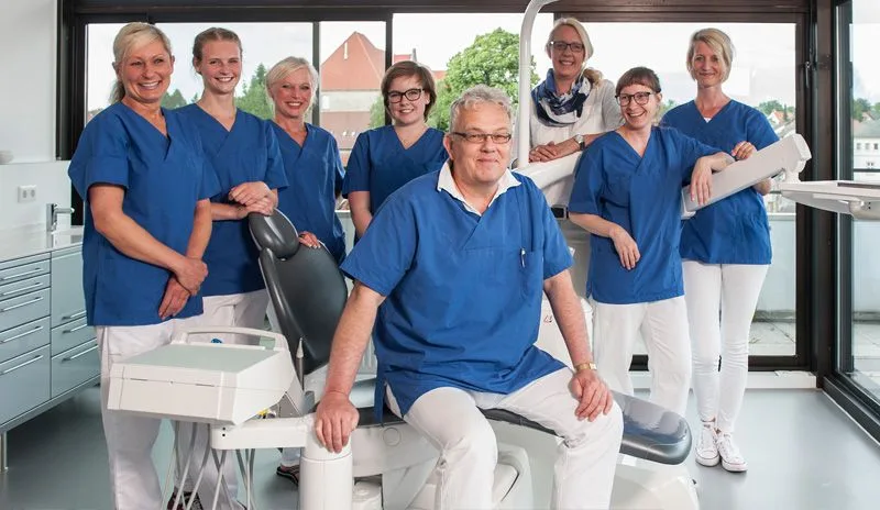 Dr. Dr. Pytlik — Mund auf, Kamera an