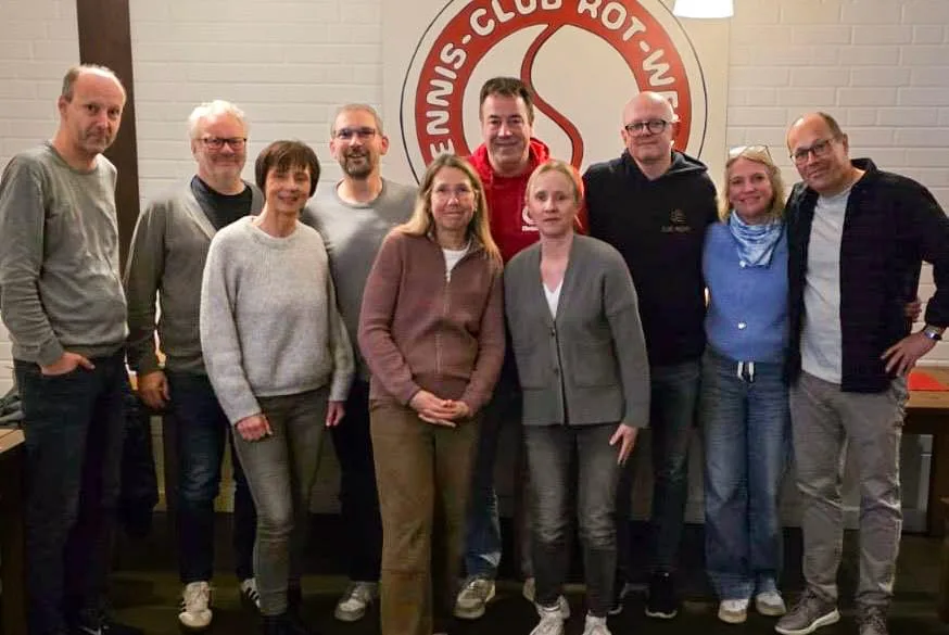 Tennisclub Rot-Weiß Senne — Eine Vereinsseite, die mitarbeitet